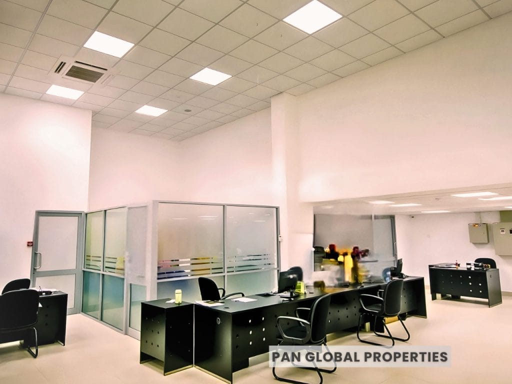 Commercial Building for Sale – Facing Main Road, Colombo 10