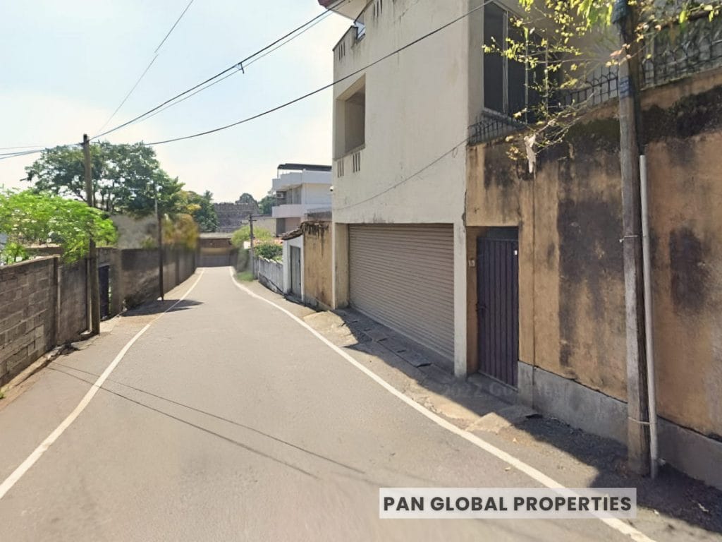 Land with House for Sale – Alwis Place, Colombo 13